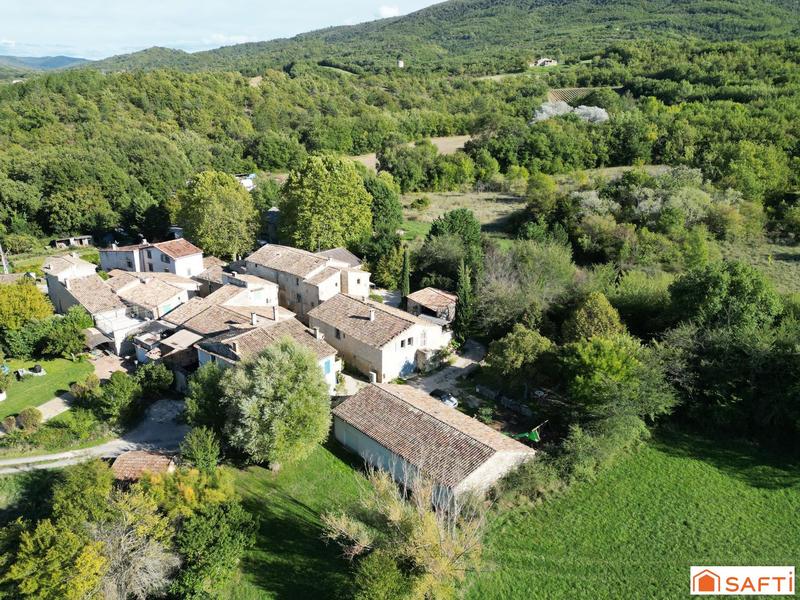 Maison - 177 m² - 6 pièces