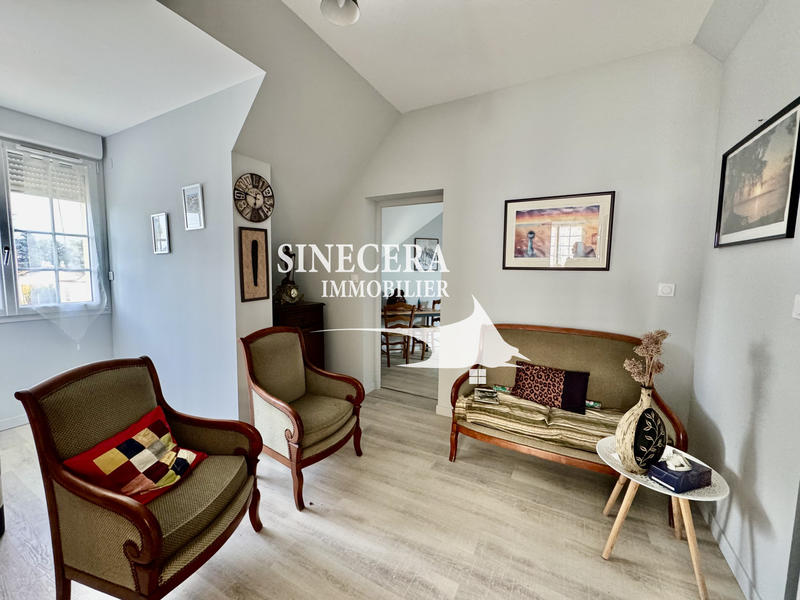 Maison - 180 m² - 7 pièces