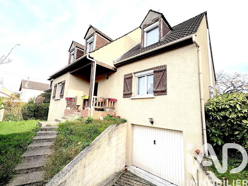 Maison - 112 m² - 5 pièces