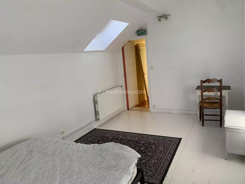 Maison - 384 m² - 18 pièces