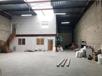 Entrepôt - 349 m²