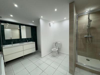 Appartement - 179 m² - 4 pièces