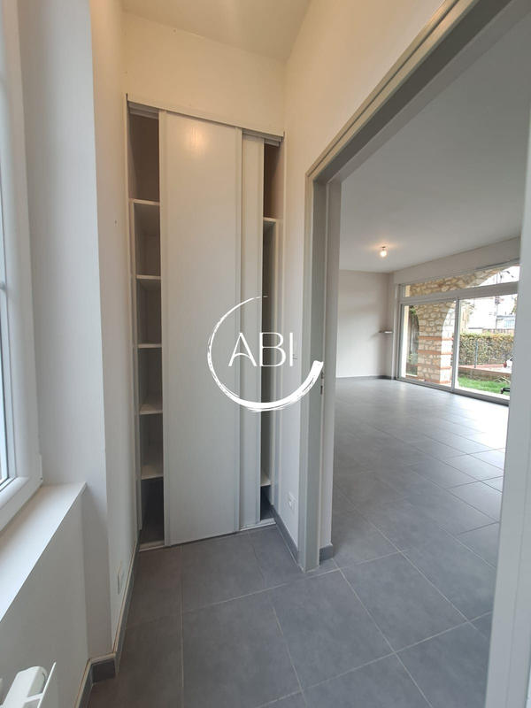 Appartement - 85 m² - 3 pièces