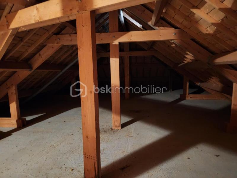 Maison traditionnelle - 155 m² - 7 pièces