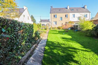 Maison - 85 m² - 6 pièces