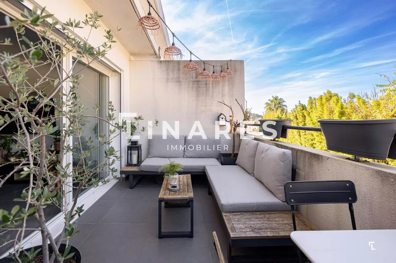 Appartement - 118 m² - 4 pièces