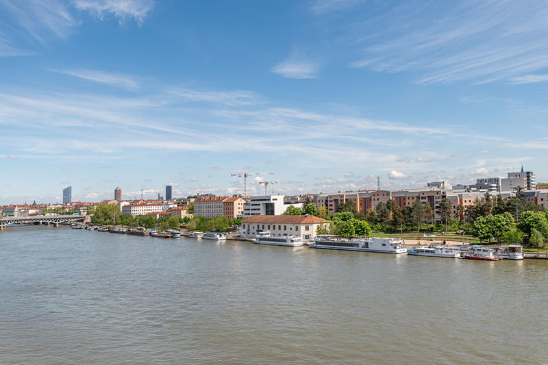 Appartement - 137 m² - 4 pièces