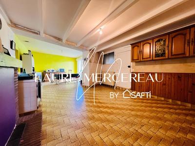 Maison - 183 m² - 7 pièces