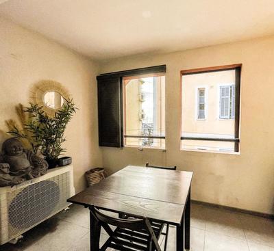 Studio - 23 m² - 1 pièce