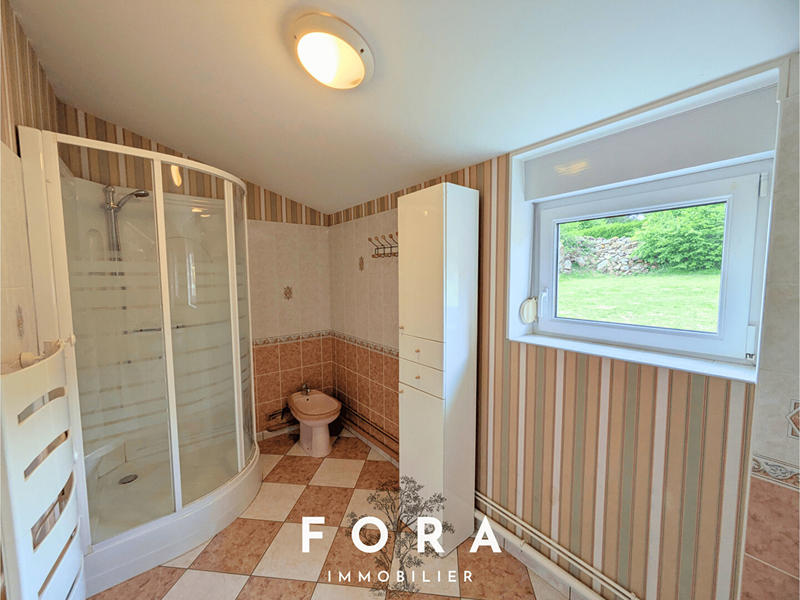 Maison - 140 m² - 6 pièces