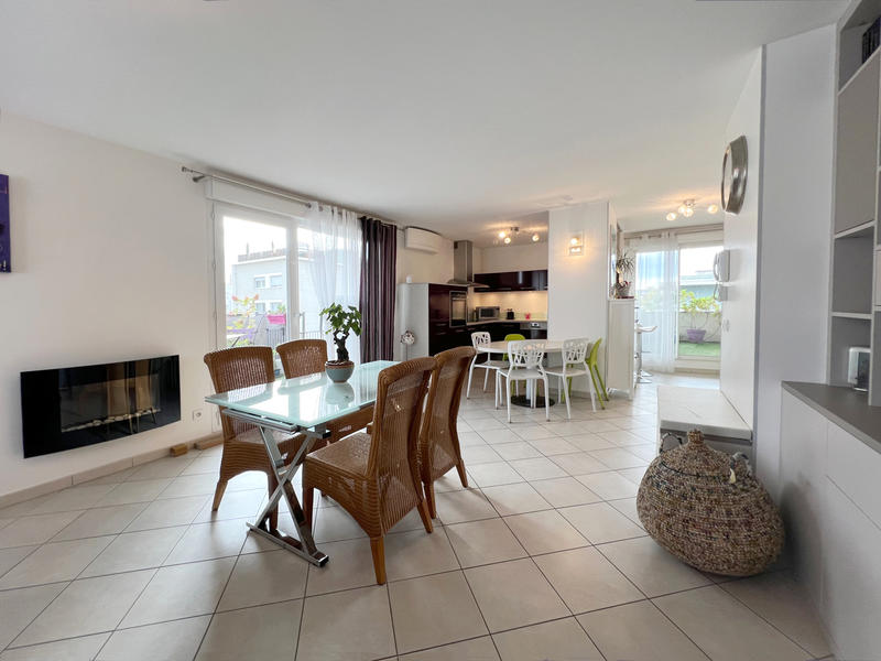 Appartement - 130 m² - 6 pièces