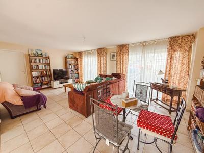 Maison - 184 m² - 8 pièces