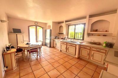 Villa - 138 m² - 5 pièces