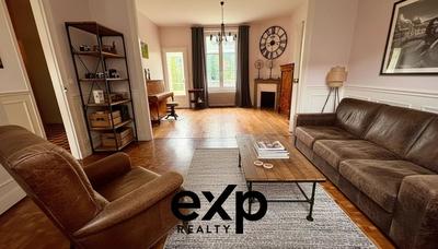 Maison - 146 m² - 6 pièces