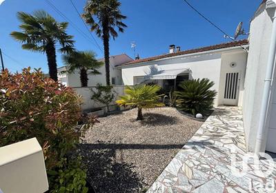 Maison - 96 m² - 5 pièces