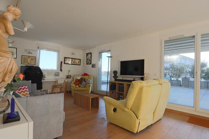 Appartement - 120 m² - 2 pièces
