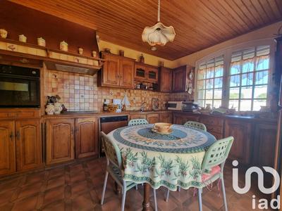 Maison - 210 m² - 7 pièces