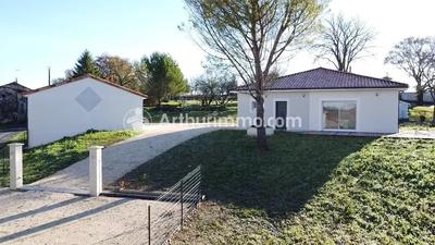 Maison - 110 m² - 4 pièces