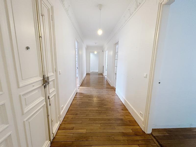Appartement bourgeois - 158 m² - 6 pièces