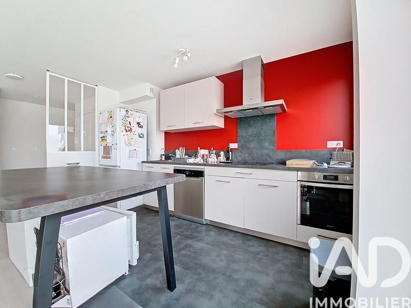 Appartement - 81 m² - 4 pièces