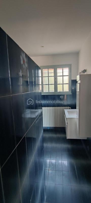 Demeure - 130 m² - 7 pièces