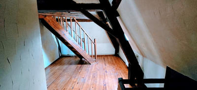 Appartement - 80 m² - 4 pièces