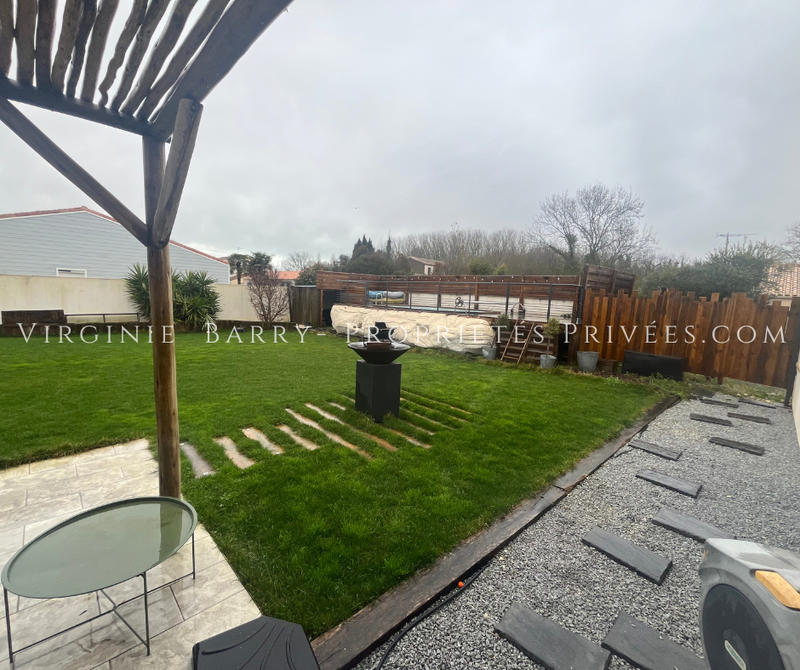 Maison - 110 m² - 4 pièces