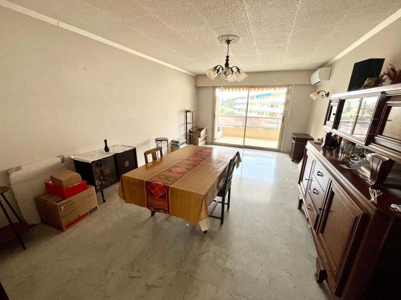 Appartement - 75 m² - 3 pièces