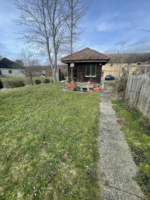 Maison - 269 m² - 9 pièces