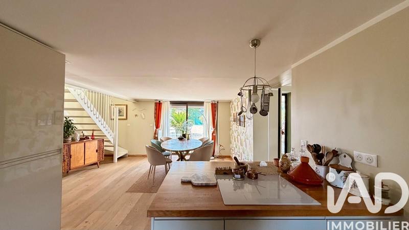 Maison - 140 m² - 6 pièces