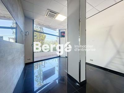 Local commercial - 74 m²