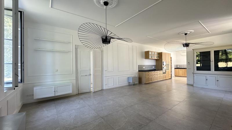 Maison bourgeoise - 350 m² - 8 pièces