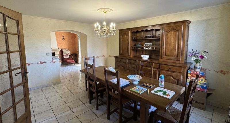 Maison - 164 m² - 7 pièces