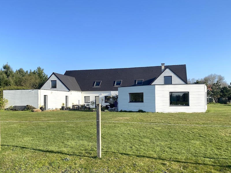 Propriété - 75 000 m² - 5 pièces