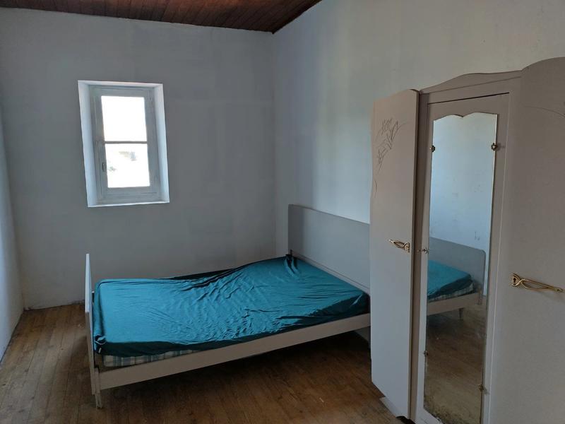 Maison - 240 m² - 11 pièces