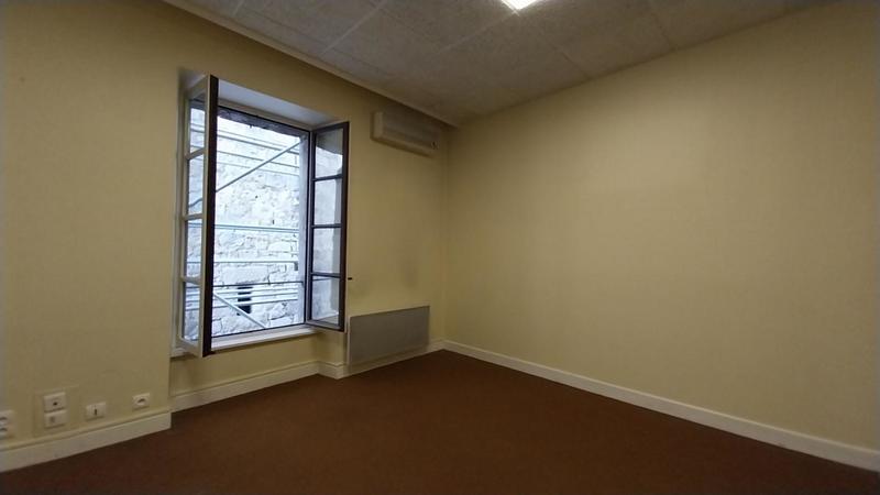 Immeuble - 238 m² - 13 pièces