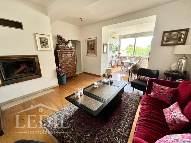 Maison de ville - 273 m² - 6 pièces