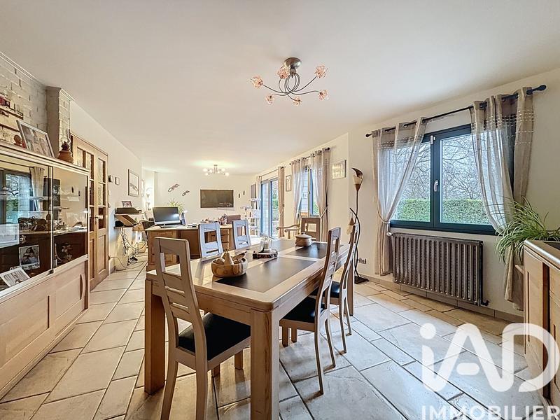 Maison - 220 m² - 7 pièces