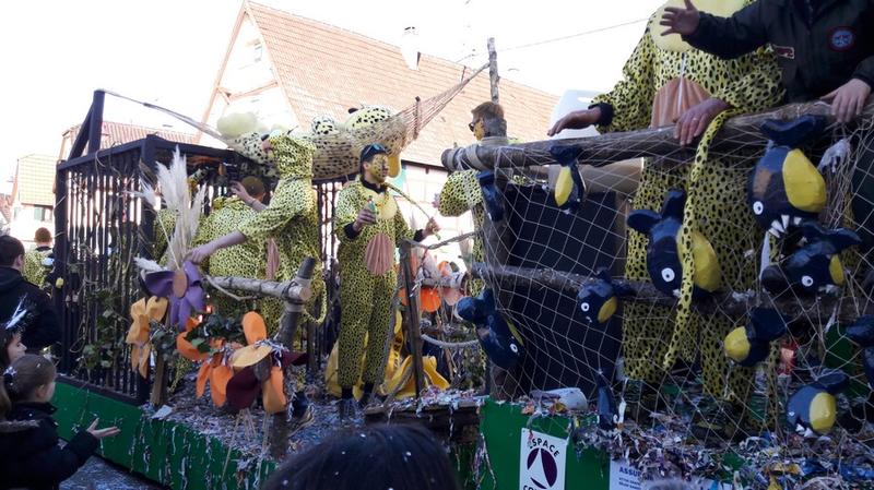 Grande cavalcade du Lundi des Roses