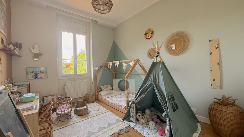 Maison - 164 m² - 6 pièces