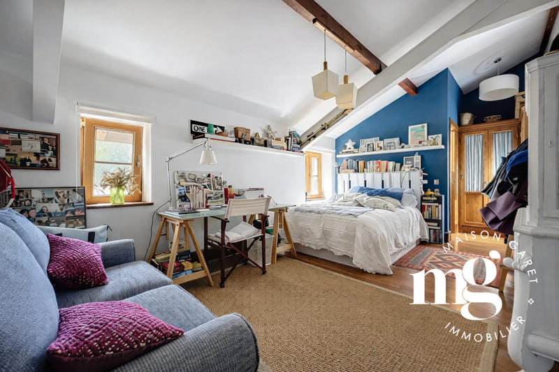 Maison ancienne - 270 m² - 9 pièces