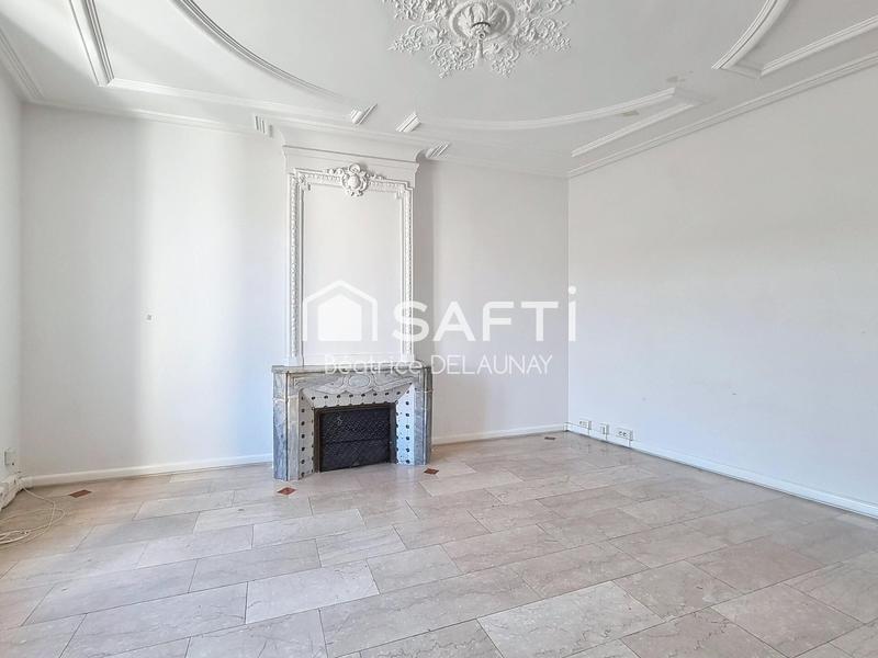 Maison - 219 m² - 8 pièces