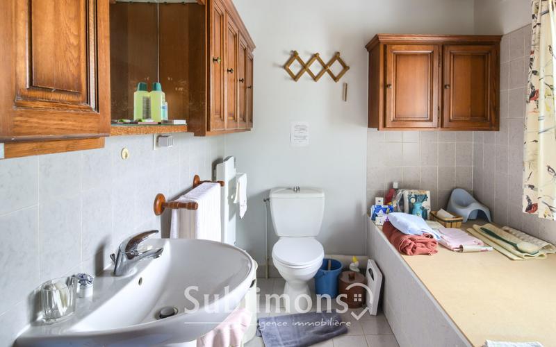 Maison ancienne - 236 m² - 8 pièces