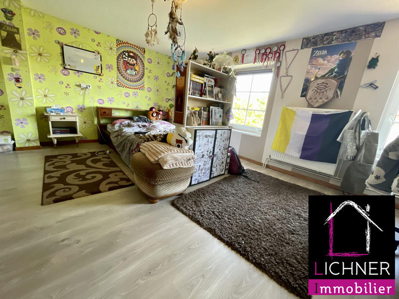 Maison - 175 m² - 6 pièces