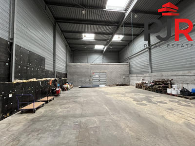 Local d'activités - 200 m²