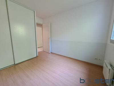 Appartement ancien - 72 m² - 3 pièces