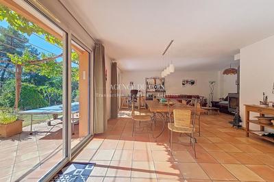 Villa - 112 m² - 5 pièces