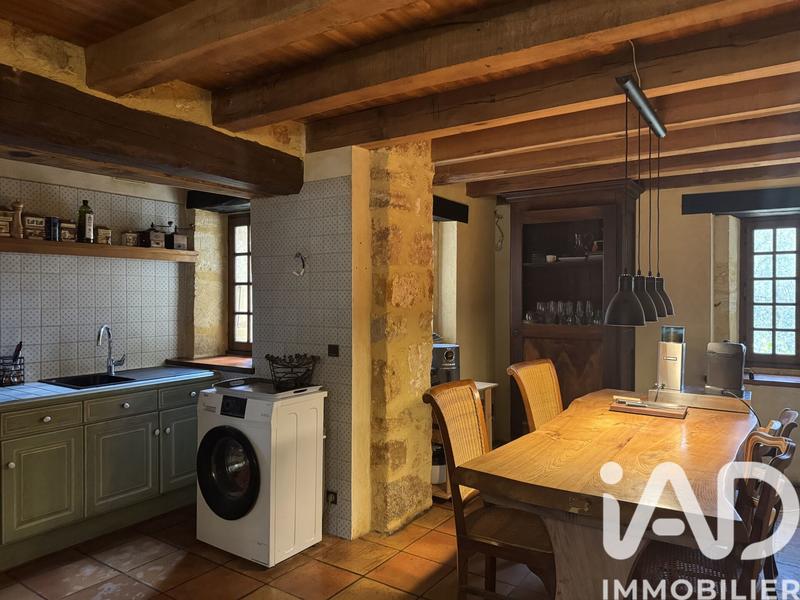 Maison - 97 m² - 4 pièces