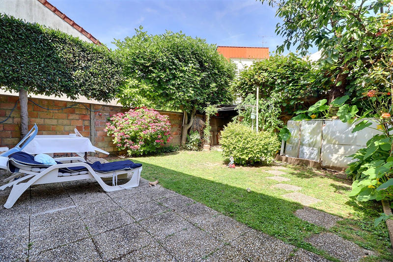 Maison - 102 m² - 6 pièces