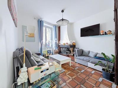 Maison - 93 m² - 5 pièces